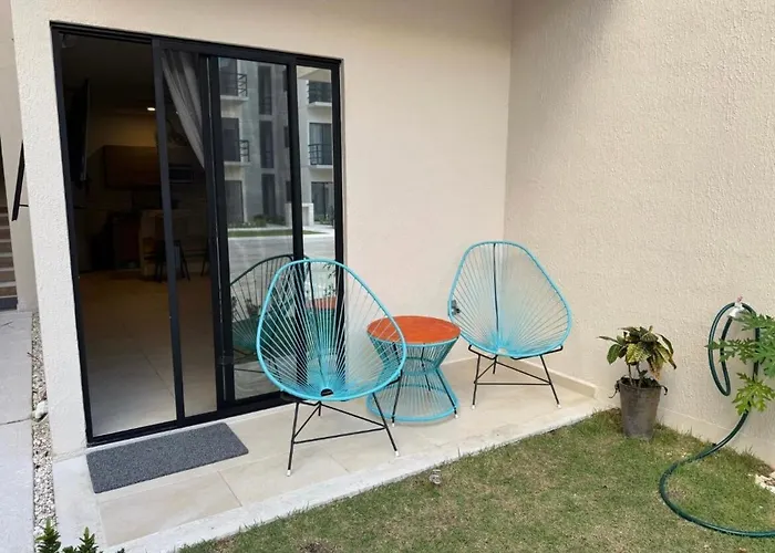 Casa Luna Tropical *